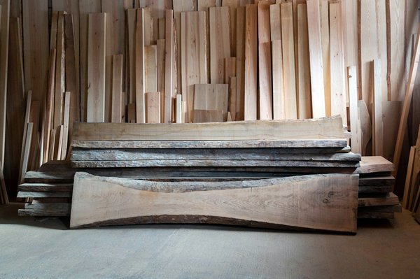 Découvrez la planche en châtaignier massif